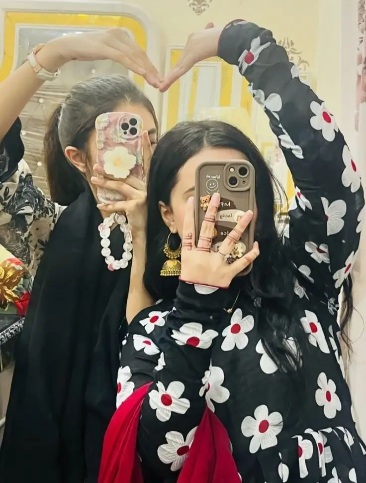 attitude-attitude-girl-dp