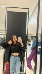 attitude-girl-dp-chasma