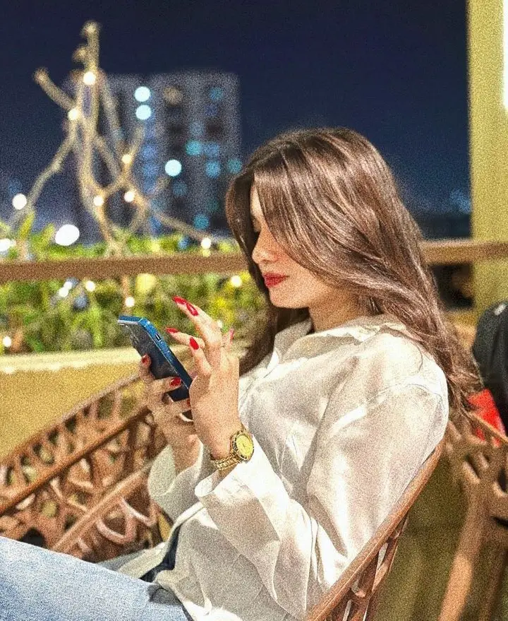 attitude-girls-dp-bike