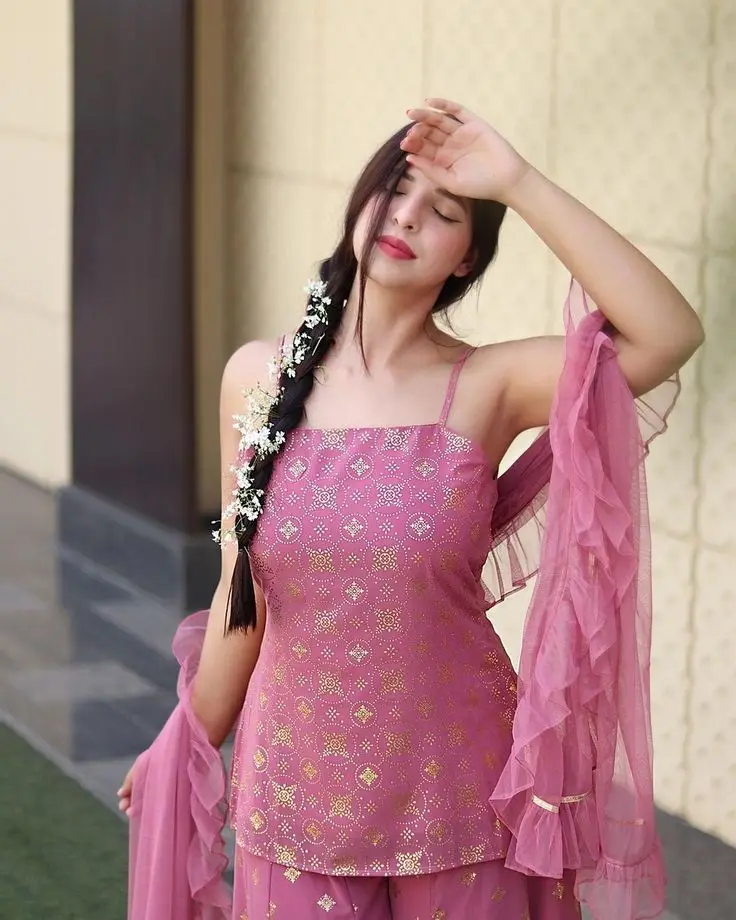 attitude-girls-dp-cute