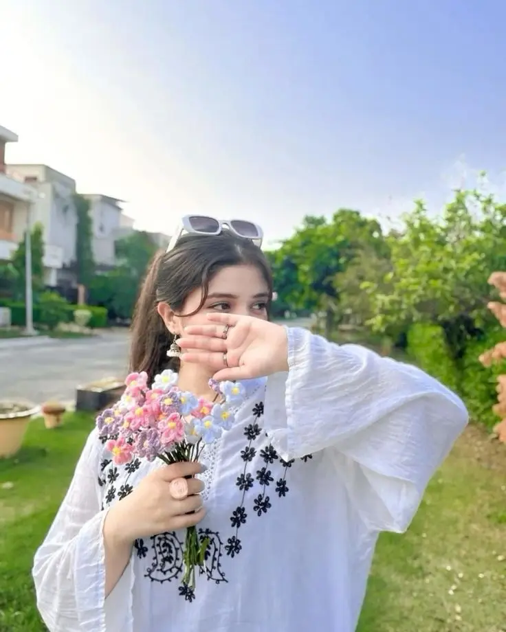 attitude-whatsapp-dp-for-girls-attitude