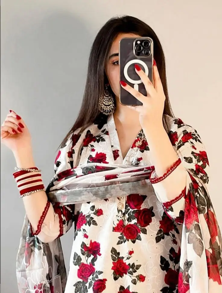 best-dp-for-instagram-for-girl-attitude