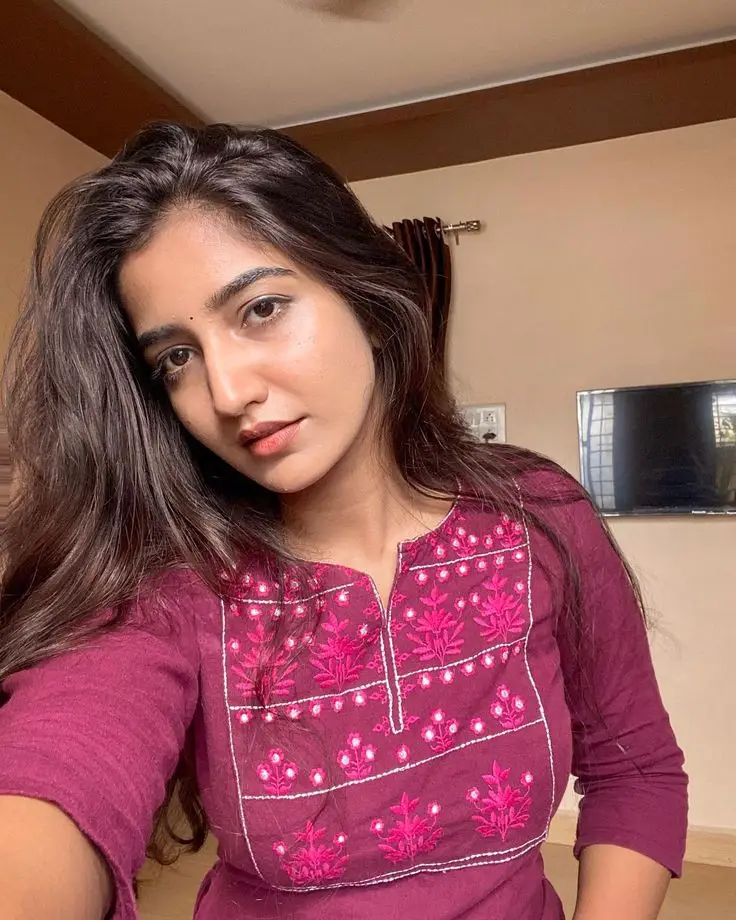 single-girl-attitude-dp-download