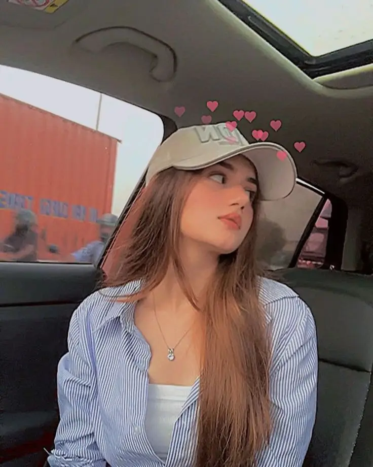 single-girl-attitude-dp-for-instagram-in-hindi