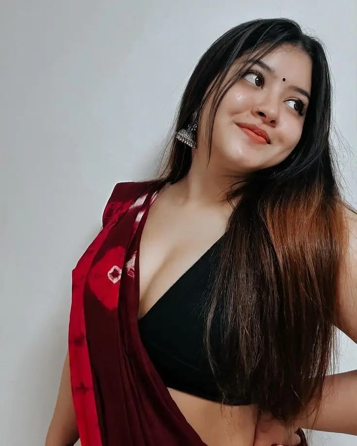 single-girl-dp-cartoon-for-instagram-in-english